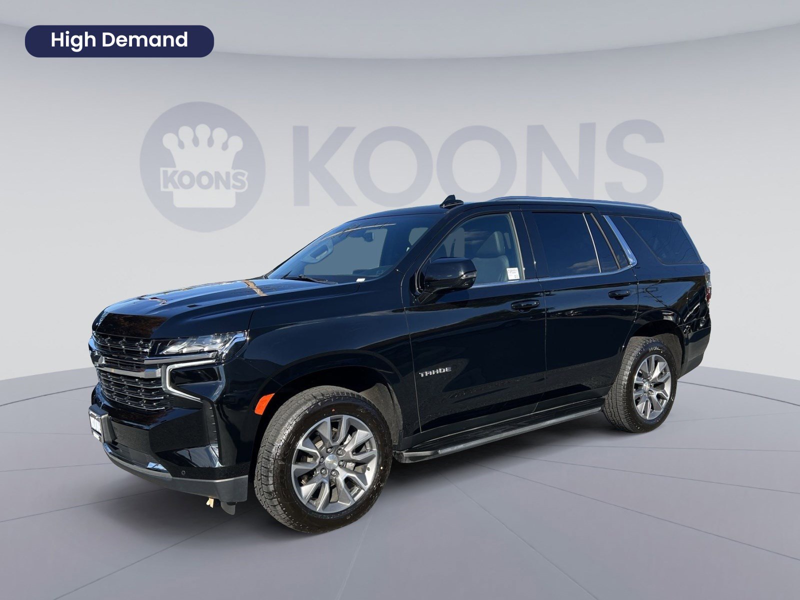 Used 2022 Chevrolet Tahoe LT w/ Luxury Package image 1