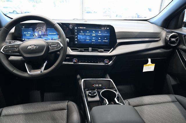 New 2026 Chevrolet Equinox LT w/ Convenience Package II image 12
