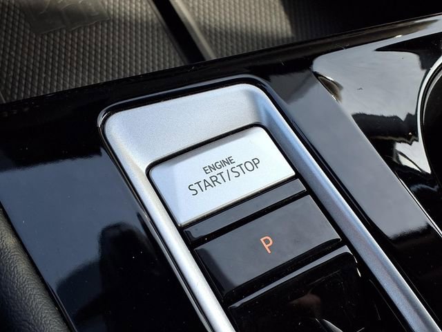 Used 2024 Volkswagen Atlas SE image 9