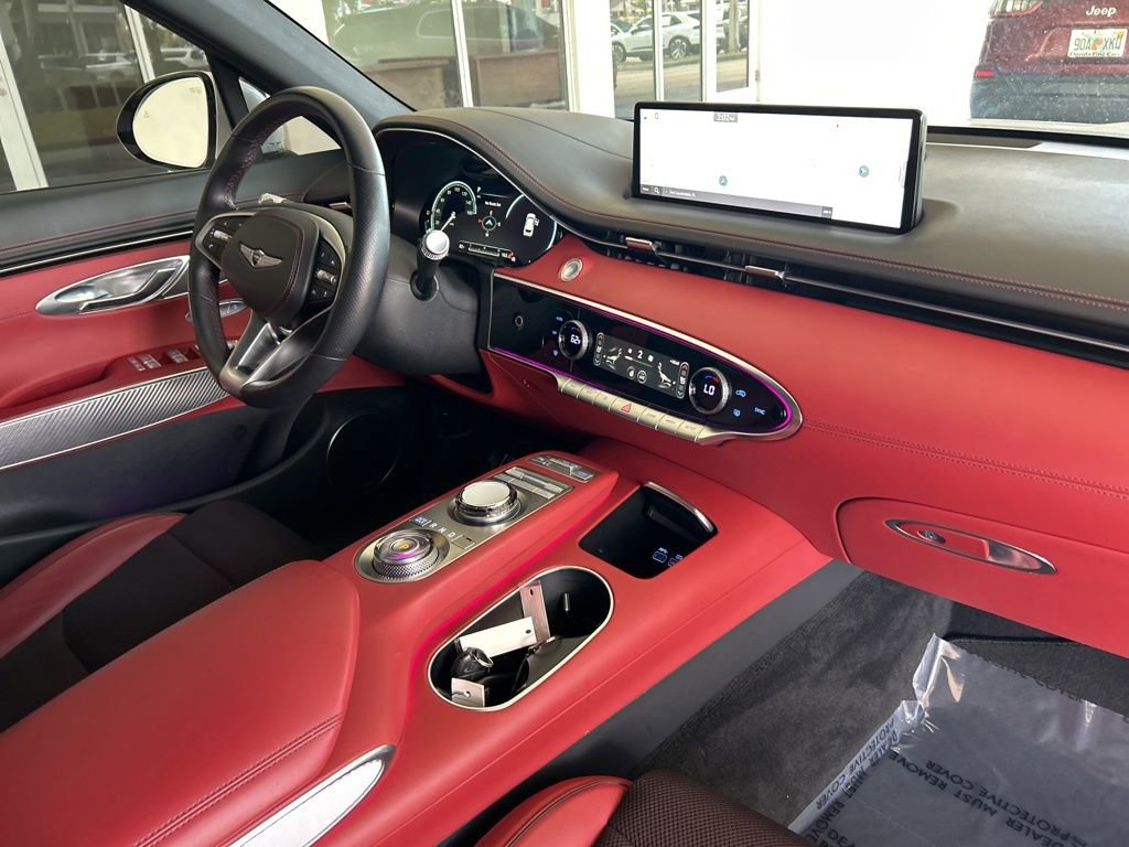 Used 2025 Genesis GV70 2.5T w/ Sport Prestige Package image 21