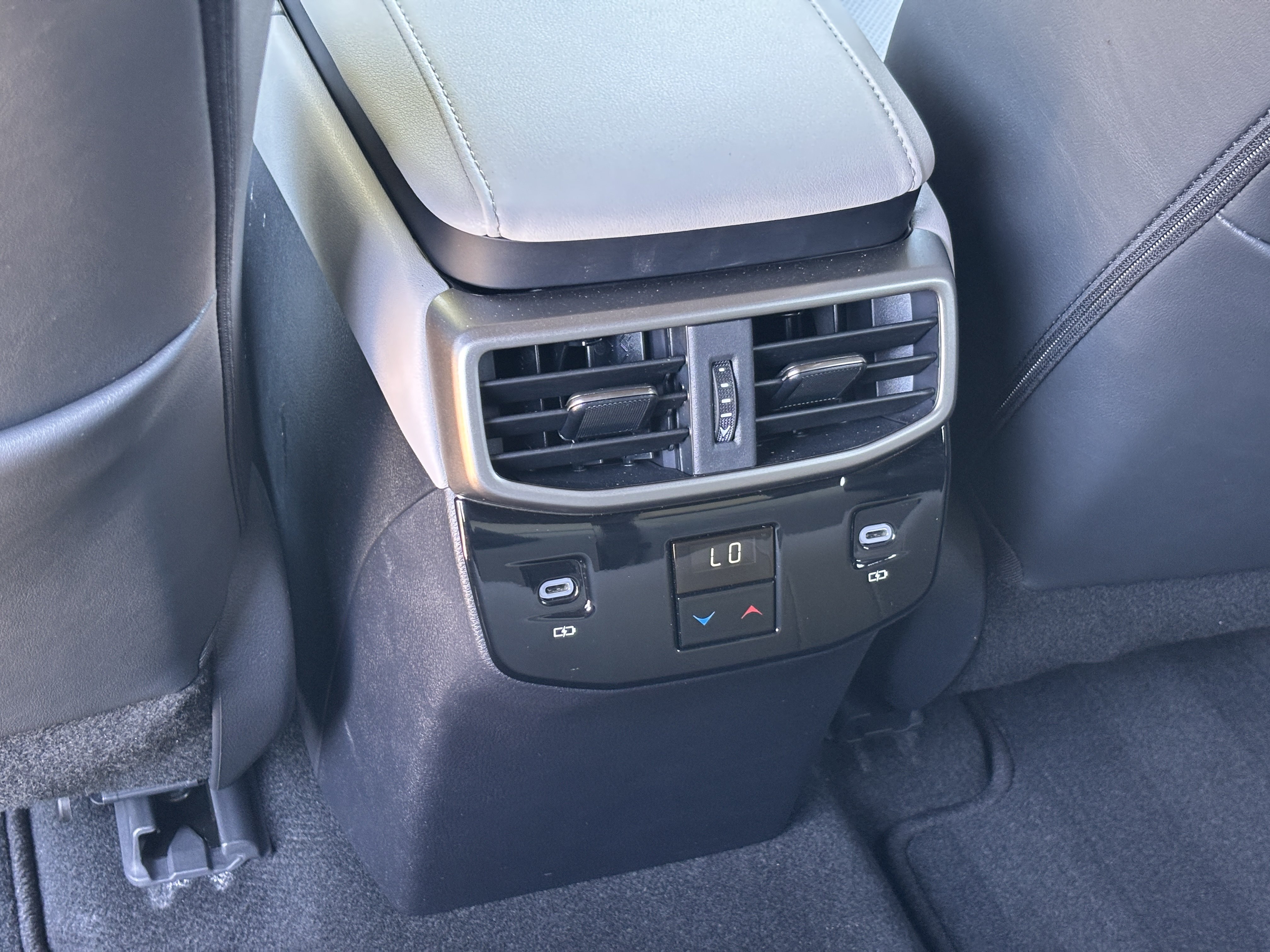 Used 2026 Lexus RX 350 Premium w/ Convenience Package FWD image 34
