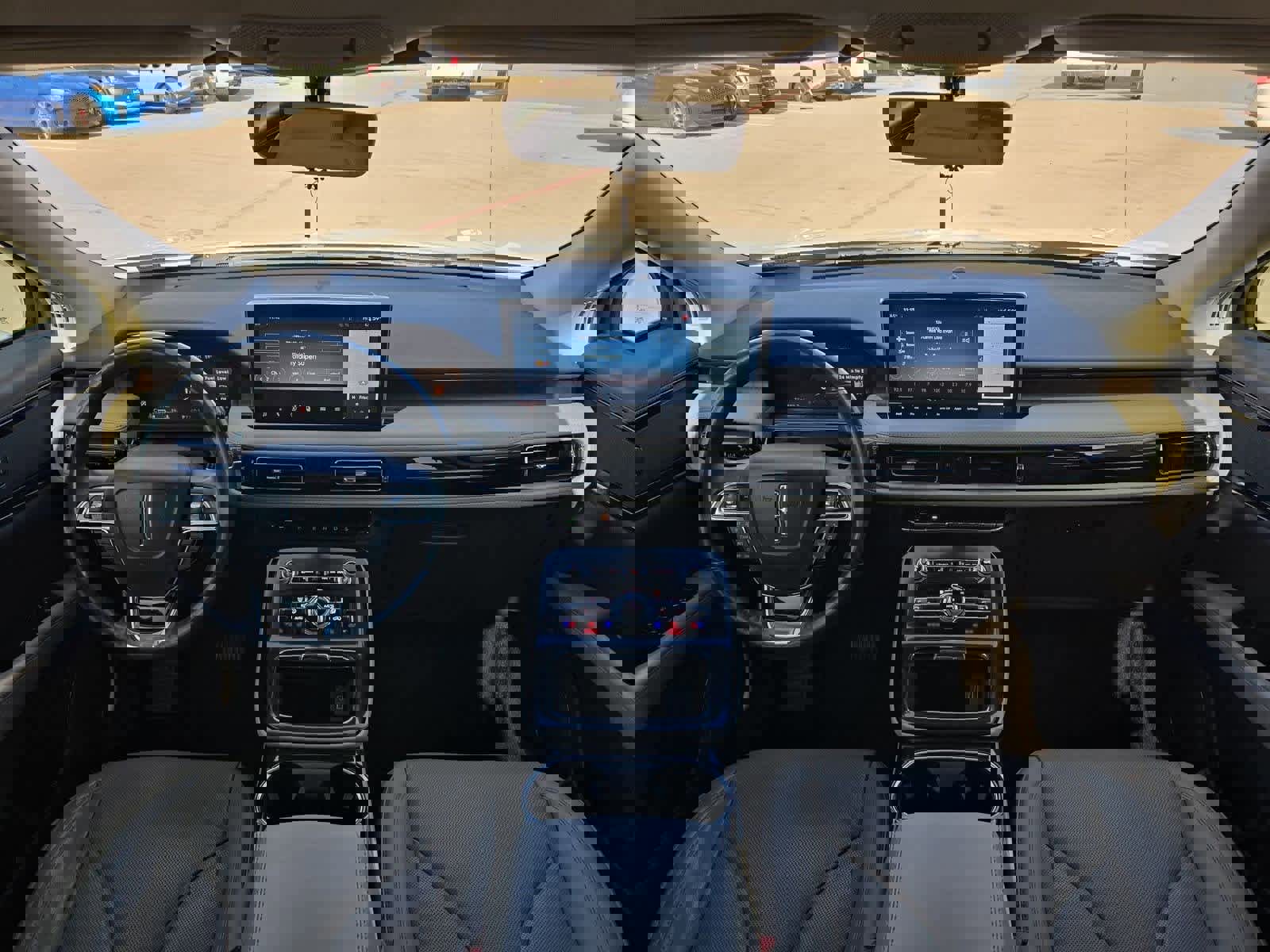 Used 2022 Lincoln Nautilus Reserve image 13