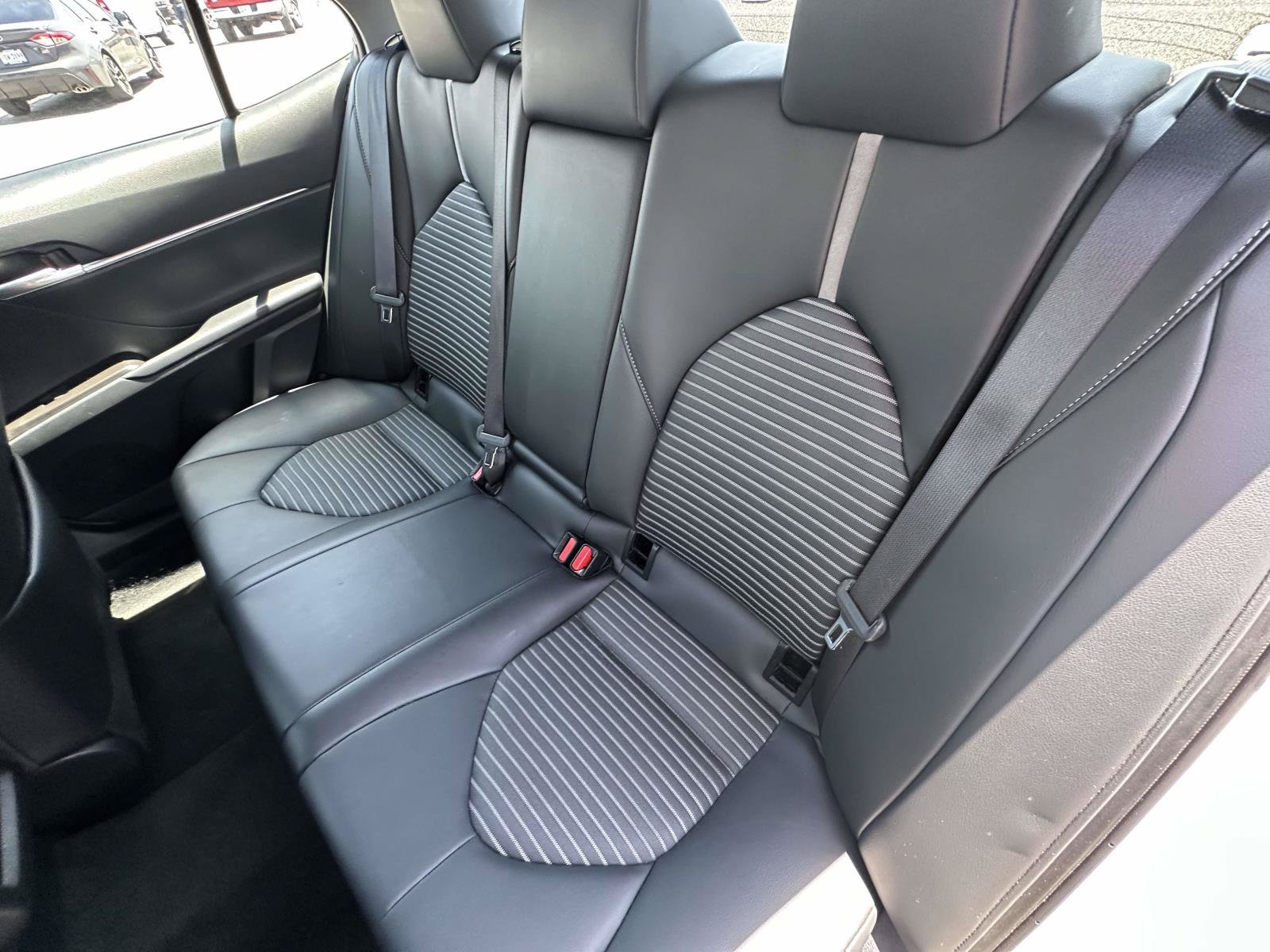 Used 2024 Toyota Camry SE w/ Cold Weather Package FWD image 34