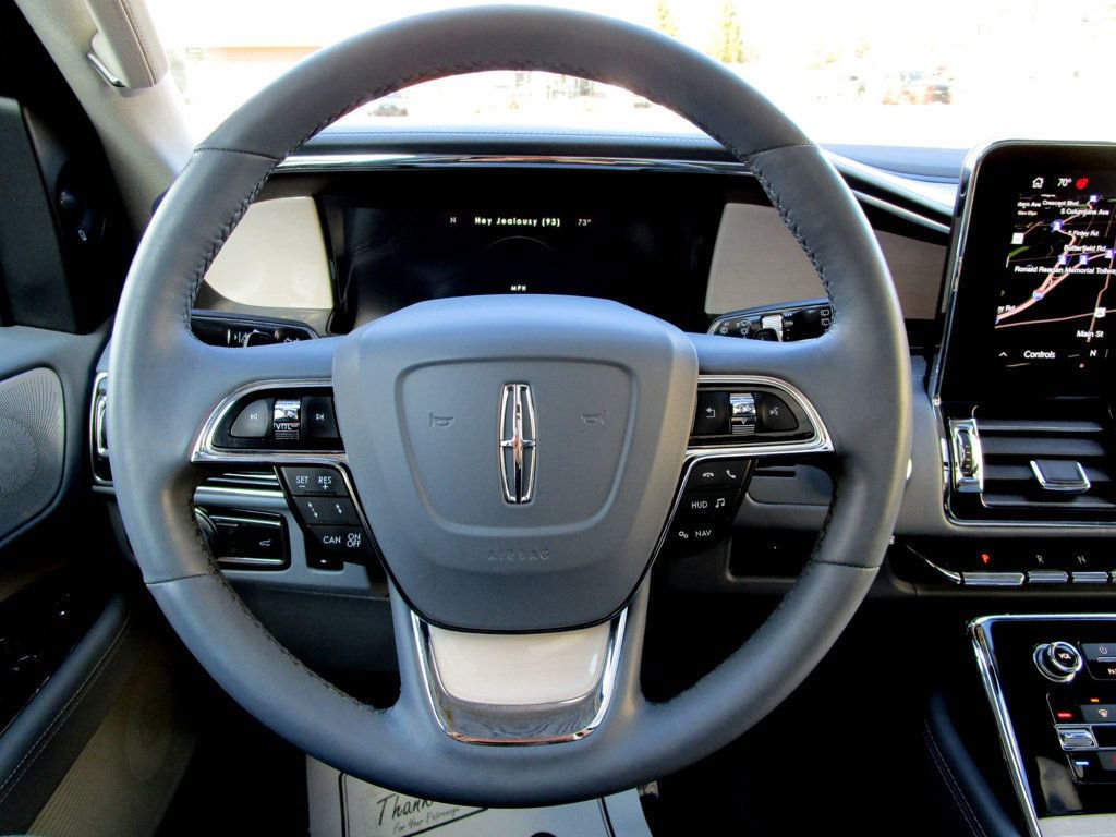 Used 2021 Lincoln Navigator L Black Label w/ Cargo Convenience Package image 24