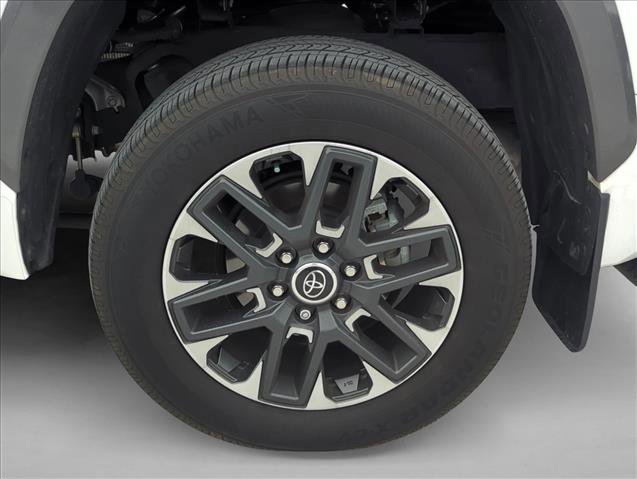 Used 2024 Toyota Tundra Limited image 9
