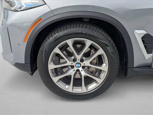 Used 2024 BMW X5 xDrive40i w/ Premium Package AWD/4WD image 24