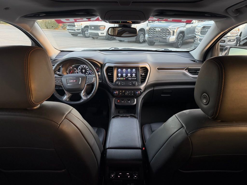 Used 2023 GMC Acadia AT4 w/ Technology Package image 32