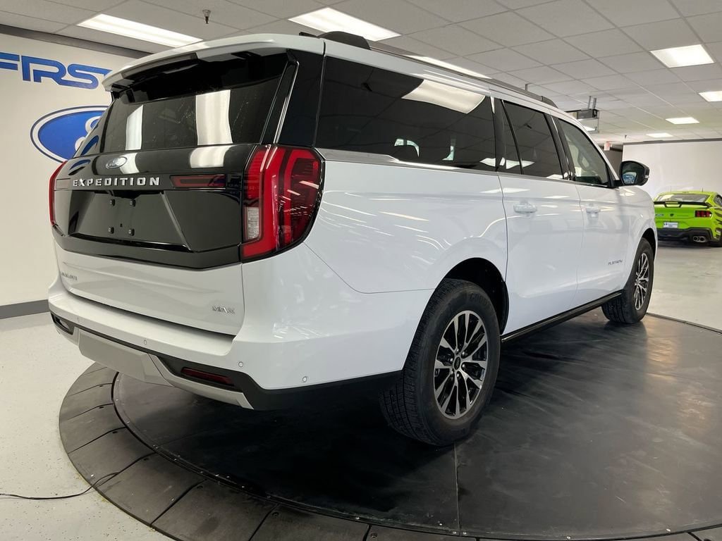 Used 2025 Ford Expedition Max Platinum AWD/4WD image 8