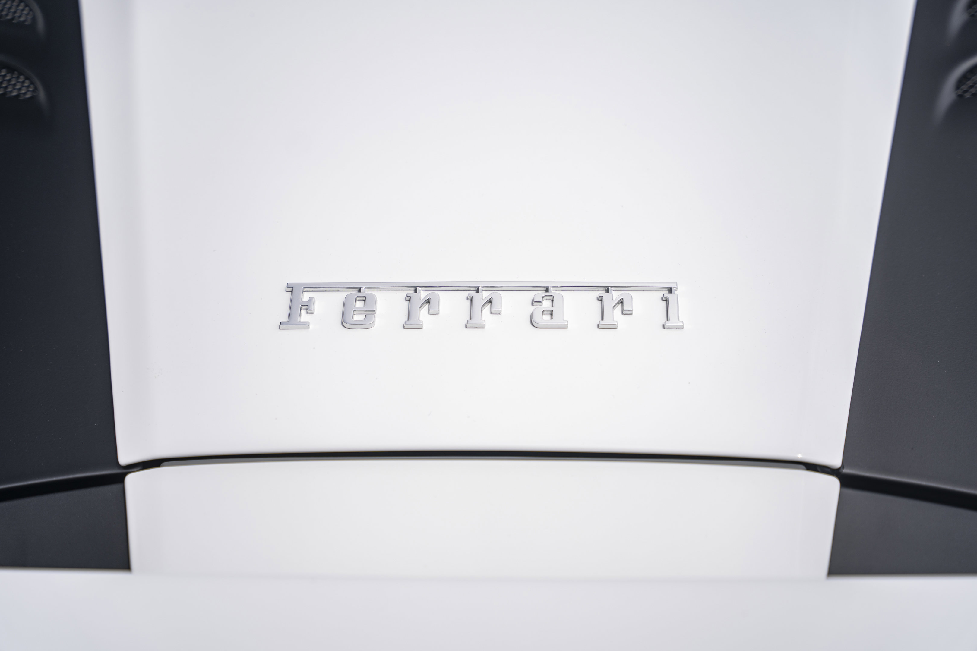 Used 2021 Ferrari F8 Tributo RWD image 14