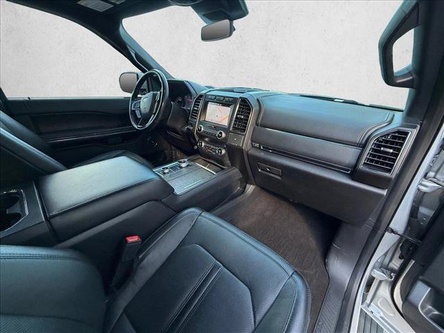 Used 2019 Ford Expedition Limited w/ Equipment Group 302A AWD/4WD image 25