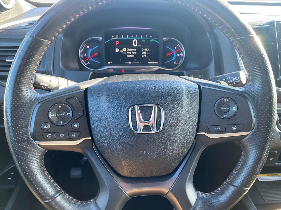 Used 2022 Honda Pilot TrailSport image 12