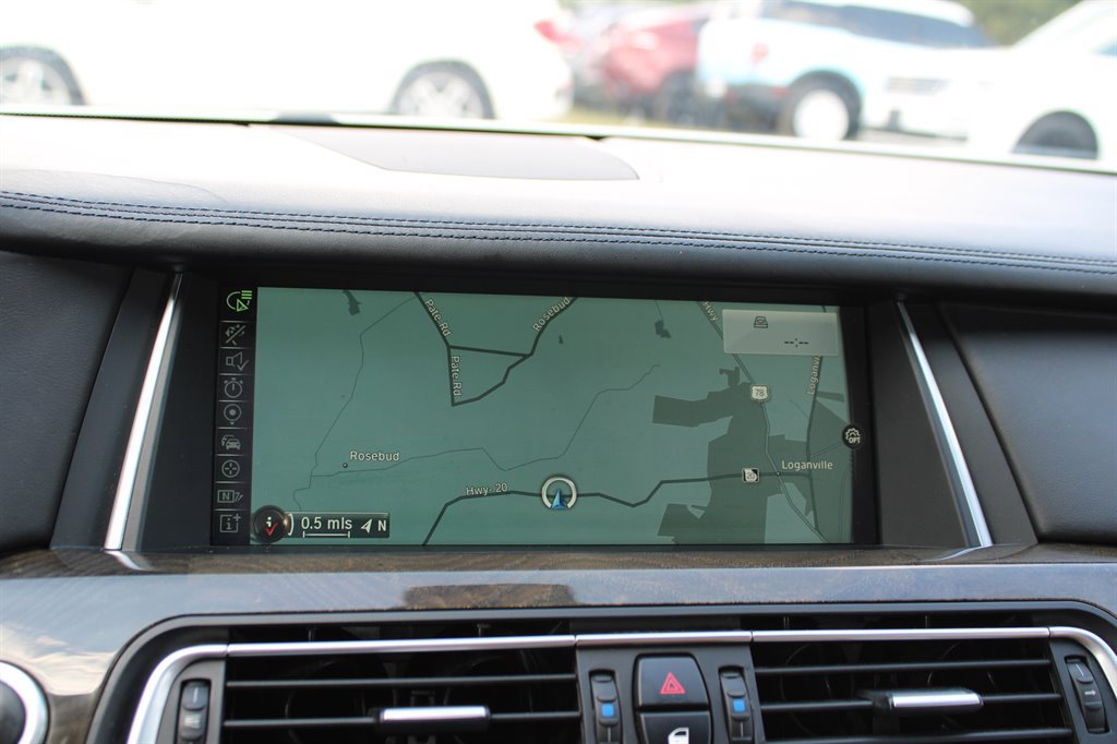 Used 2013 BMW 750Li RWD image 27