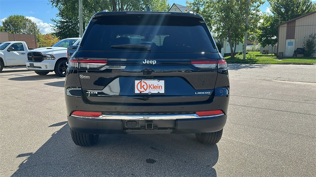 New 2025 Jeep Grand Cherokee Laredo X w/ Luxury Tech Group I image 7