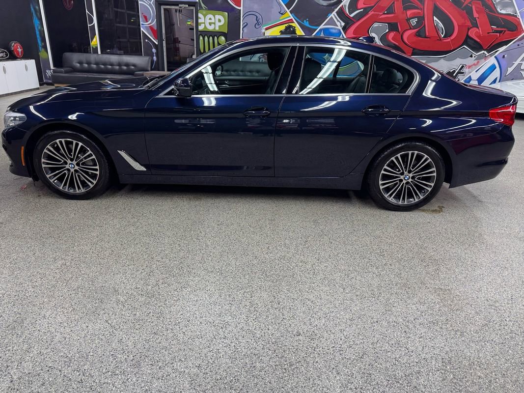 Used 2019 BMW 540i xDrive w/ Convenience Package image 2