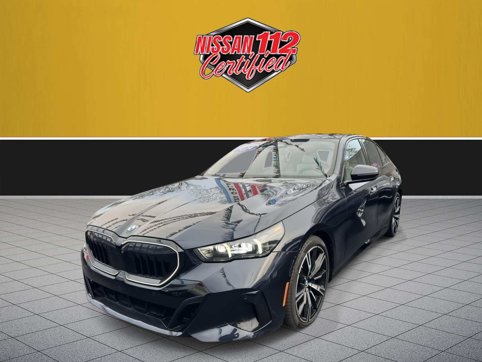 Used 2024 BMW 540i xDrive w/ Premium Package AWD/4WD image 3