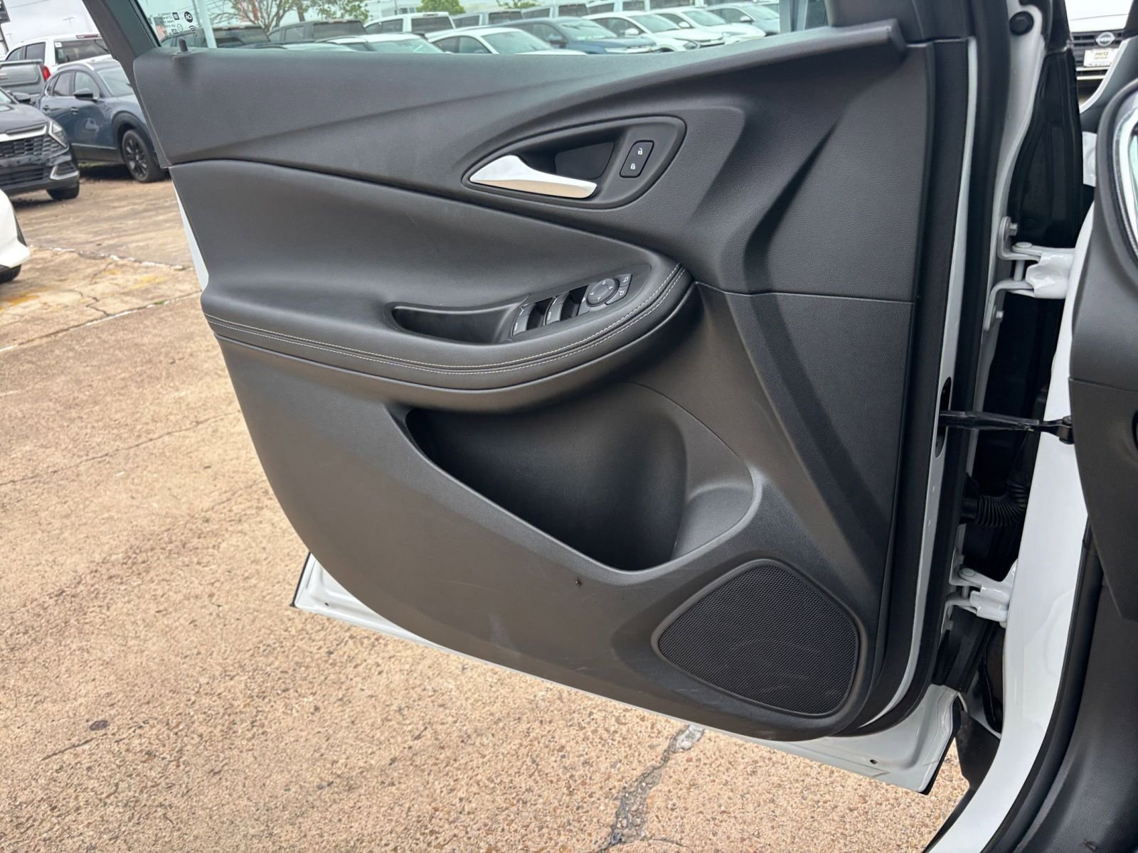 Used 2025 Buick Encore GX Preferred FWD image 18