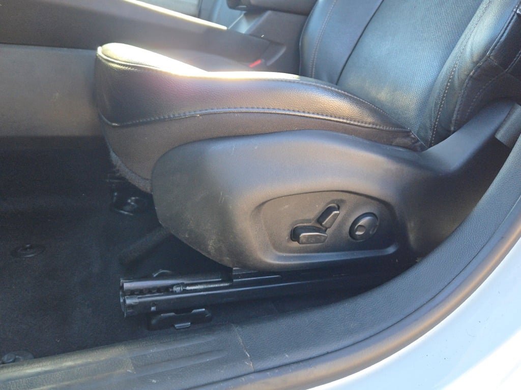 Used 2022 Jeep Compass Latitude w/ Sun and Sound Group image 24