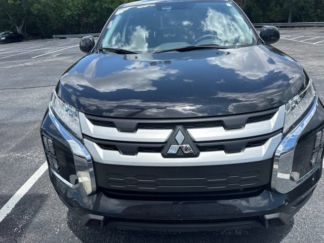 Used 2025 Mitsubishi Outlander Sport ES AWD/4WD image 2