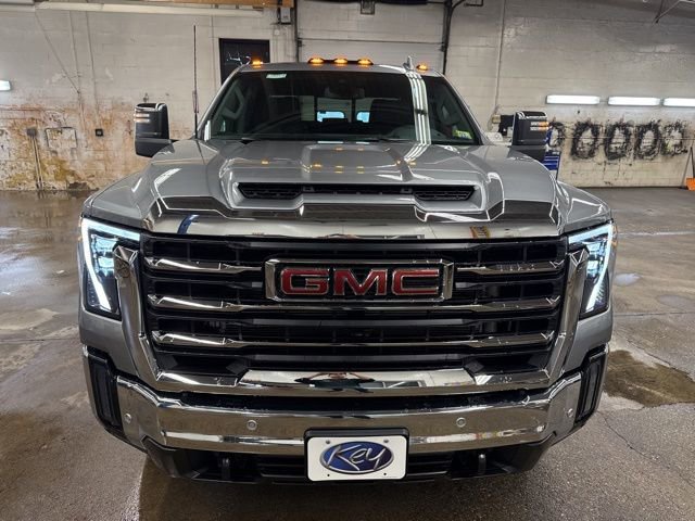 New 2026 GMC Sierra 2500 SLT w/ SLT Convenience Package image 2