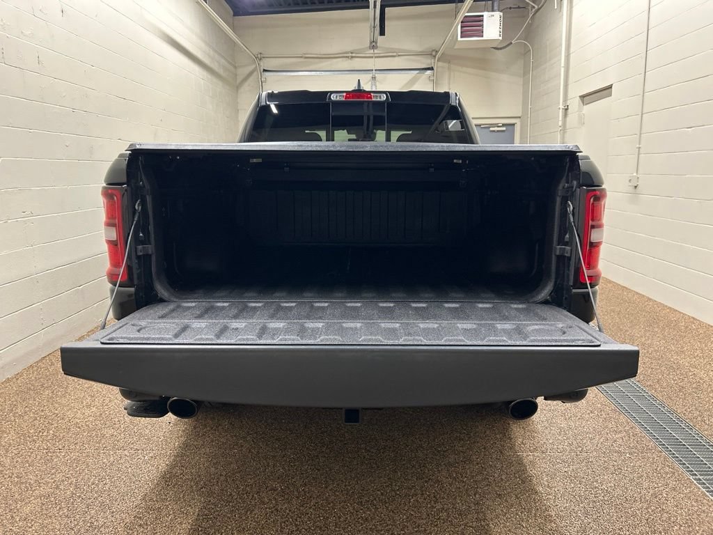 Used 2025 RAM 1500 Big Horn AWD/4WD image 11