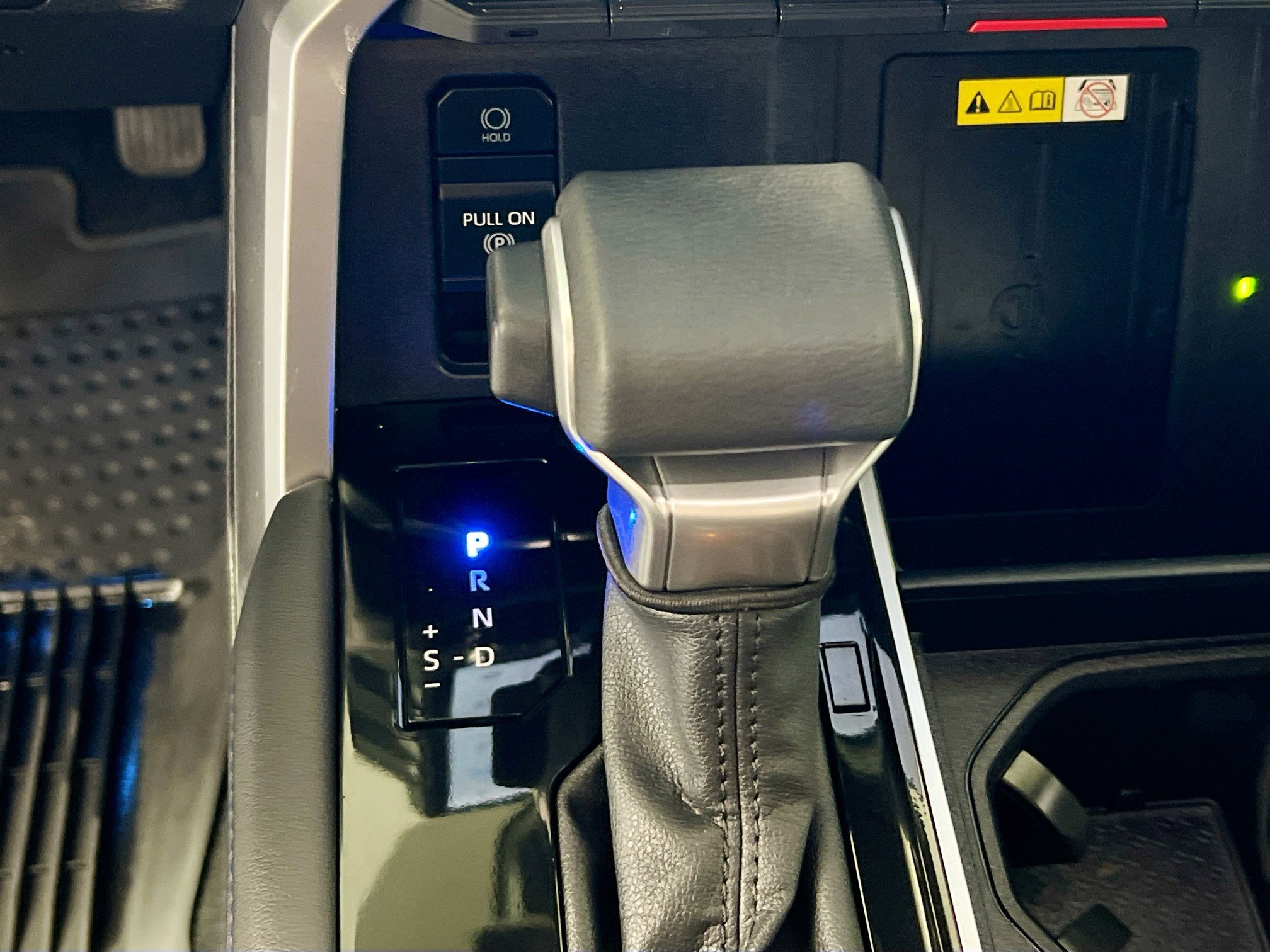 Used 2023 Toyota Tundra Platinum w/ Advanced Package image 25