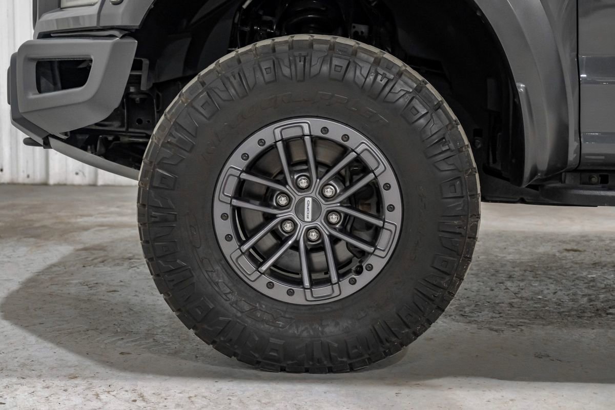 Used 2020 Ford F150 Raptor w/ Equipment Group 802A Luxury image 64