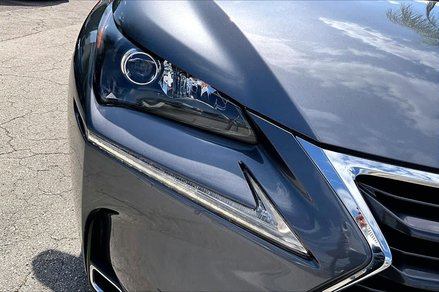 Used 2015 Lexus NX 200t AWD w/ Premium Package image 28
