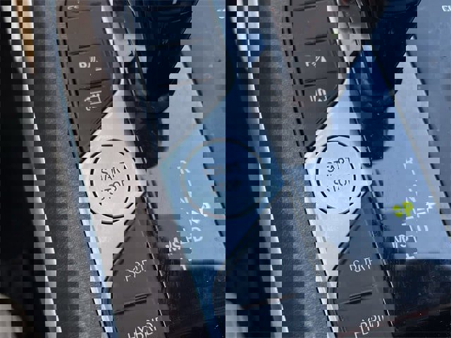 Used 2021 BMW 330e w/ Convenience Package image 23