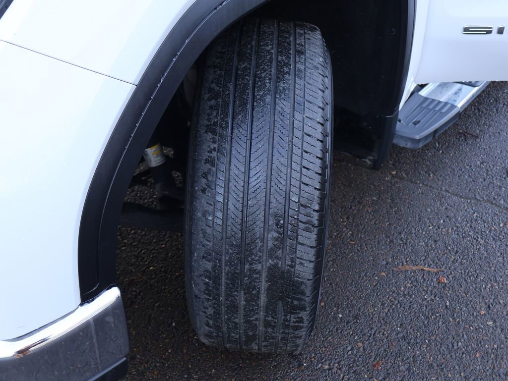 Used 2024 GMC Sierra 1500 SLT image 44