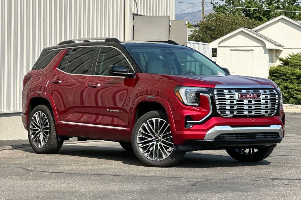 New 2026 GMC Terrain Denali AWD/4WD image 2