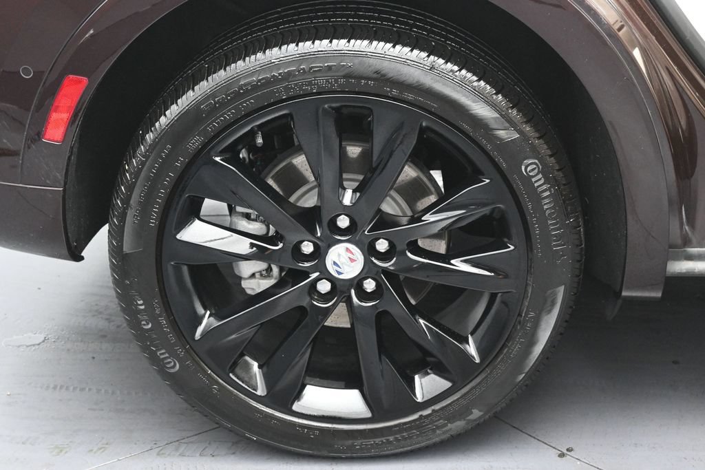 Used 2023 Buick Envision Avenir AWD/4WD image 10