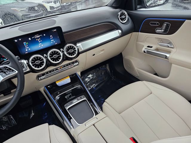 New 2026 Mercedes-Benz GLB 250 4MATIC image 32