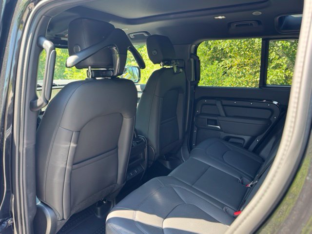 New 2026 Land Rover Defender 110 S AWD/4WD image 12