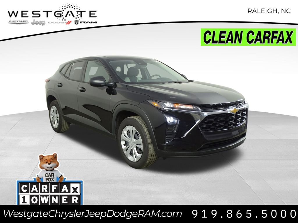Used 2025 Chevrolet Trax LS