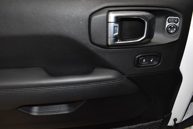 Used 2022 Jeep Wrangler Unlimited Sahara image 26