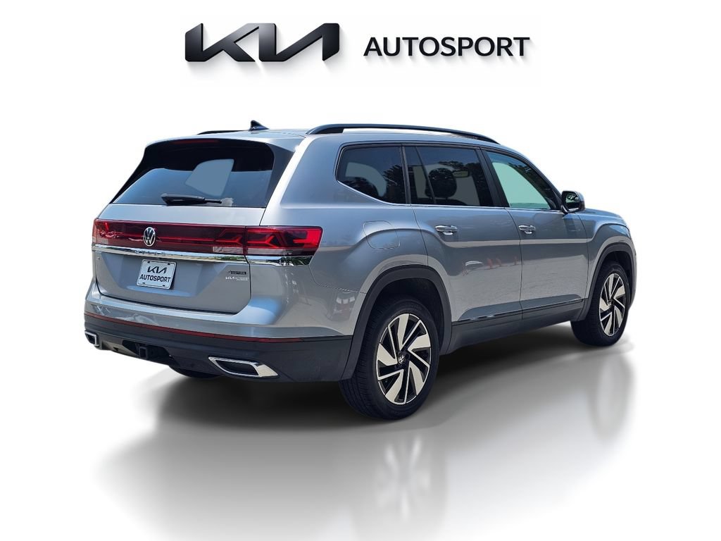 Used 2024 Volkswagen Atlas SE AWD/4WD image 8