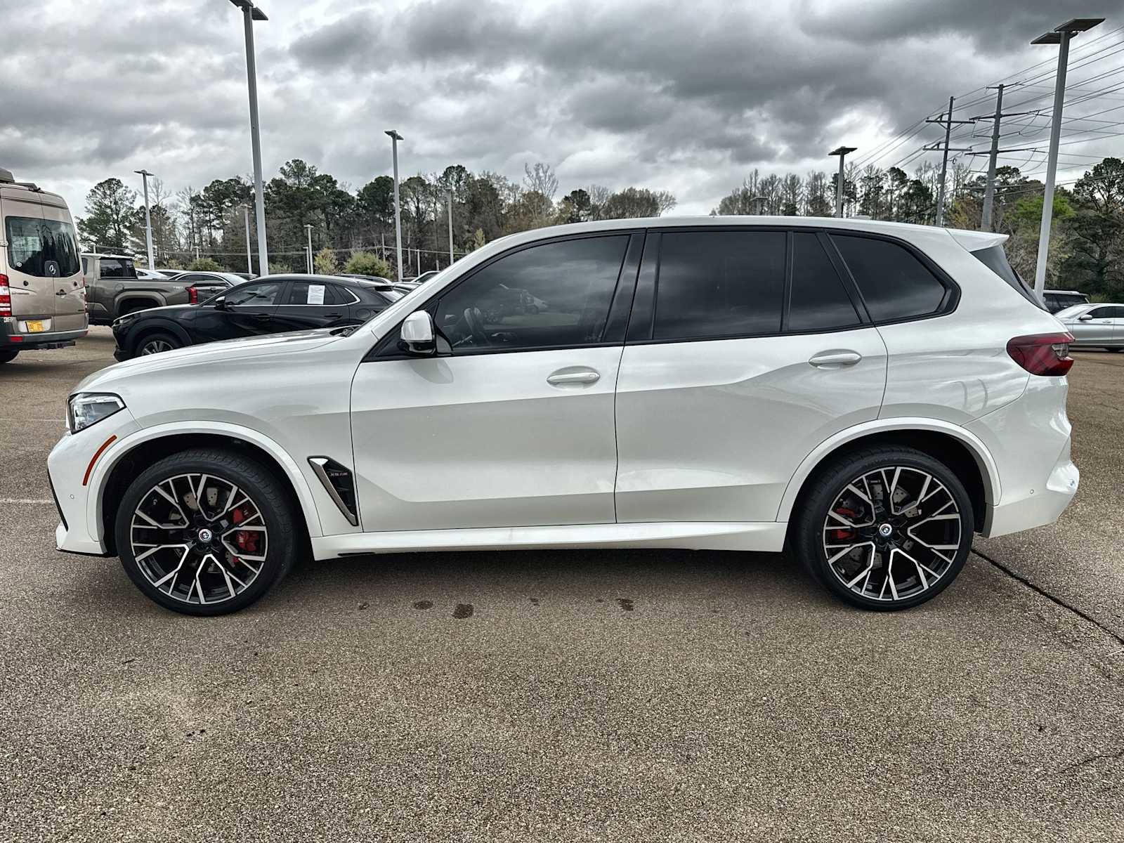 Used 2023 BMW X5 M w/ Executive Package image 5