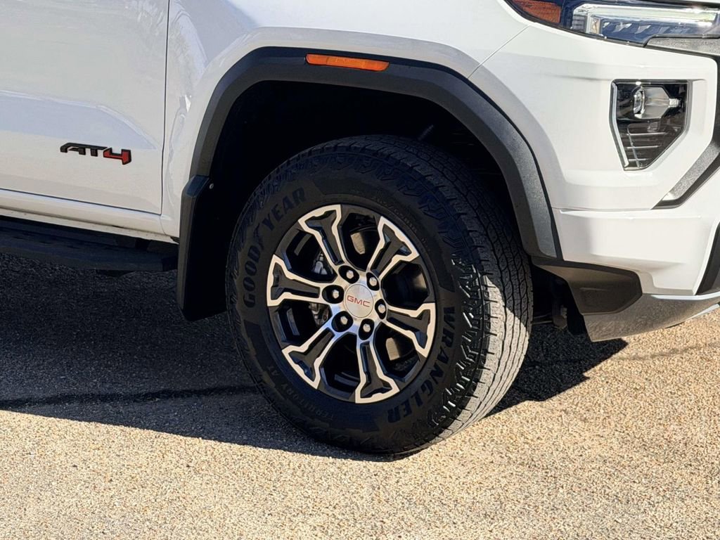 Used 2023 GMC Canyon AT4 w/ Canyon Safety Plus Package image 27