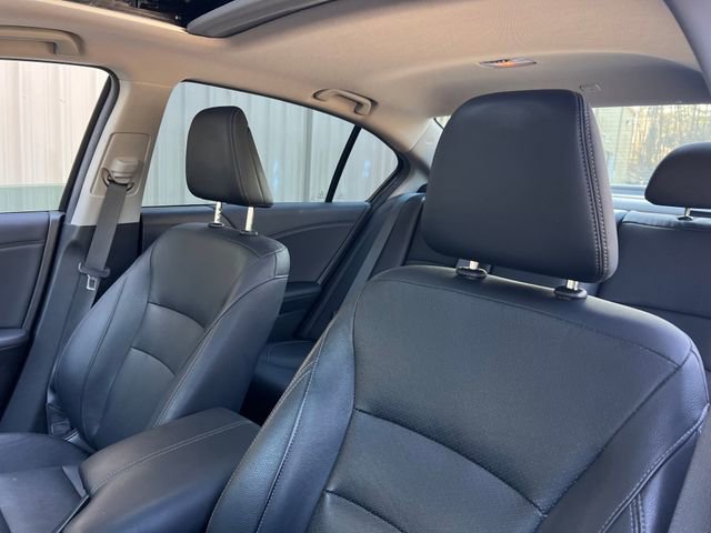 Used 2016 Honda Accord Touring image 13