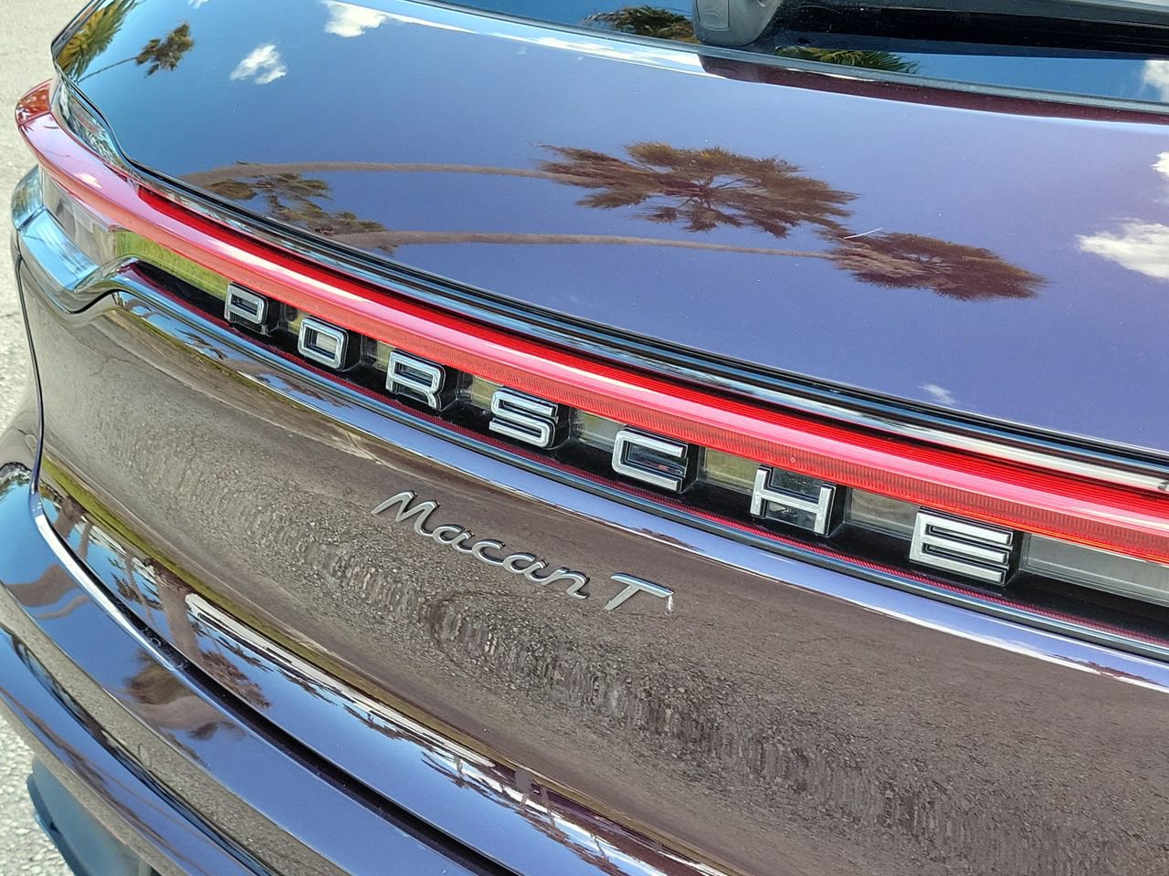 Used 2023 Porsche Macan Turbo image 7