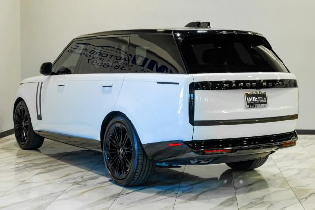 Used 2025 Land Rover Range Rover Long Wheelbase Autobiography AWD/4WD image 16