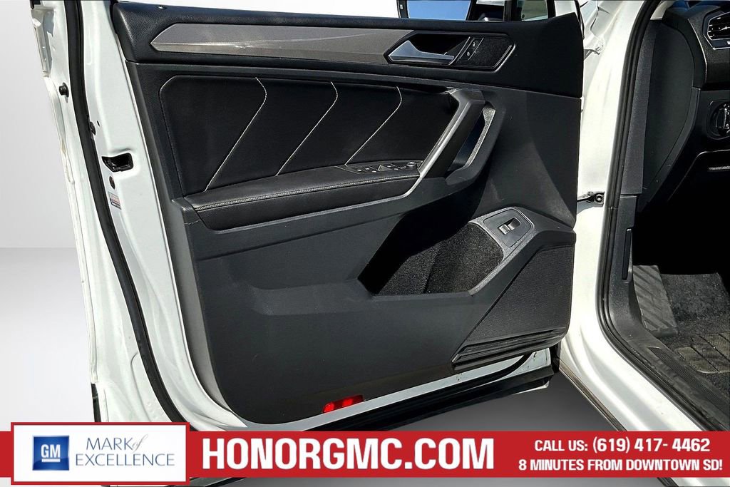 Used 2022 Volkswagen Tiguan SE FWD image 19