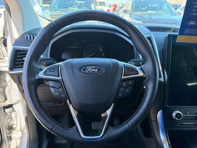 Certified 2022 Ford Edge Titanium AWD/4WD image 14