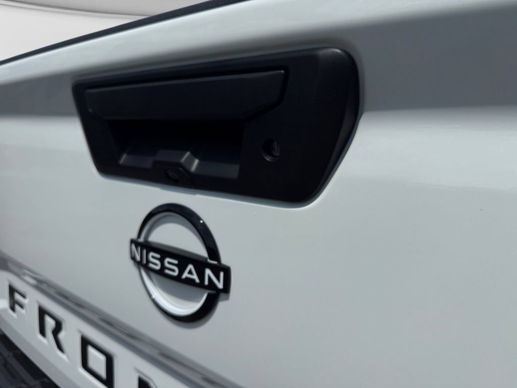 New 2026 Nissan Frontier SV w/ All-Weather Content Package AWD/4WD image 17