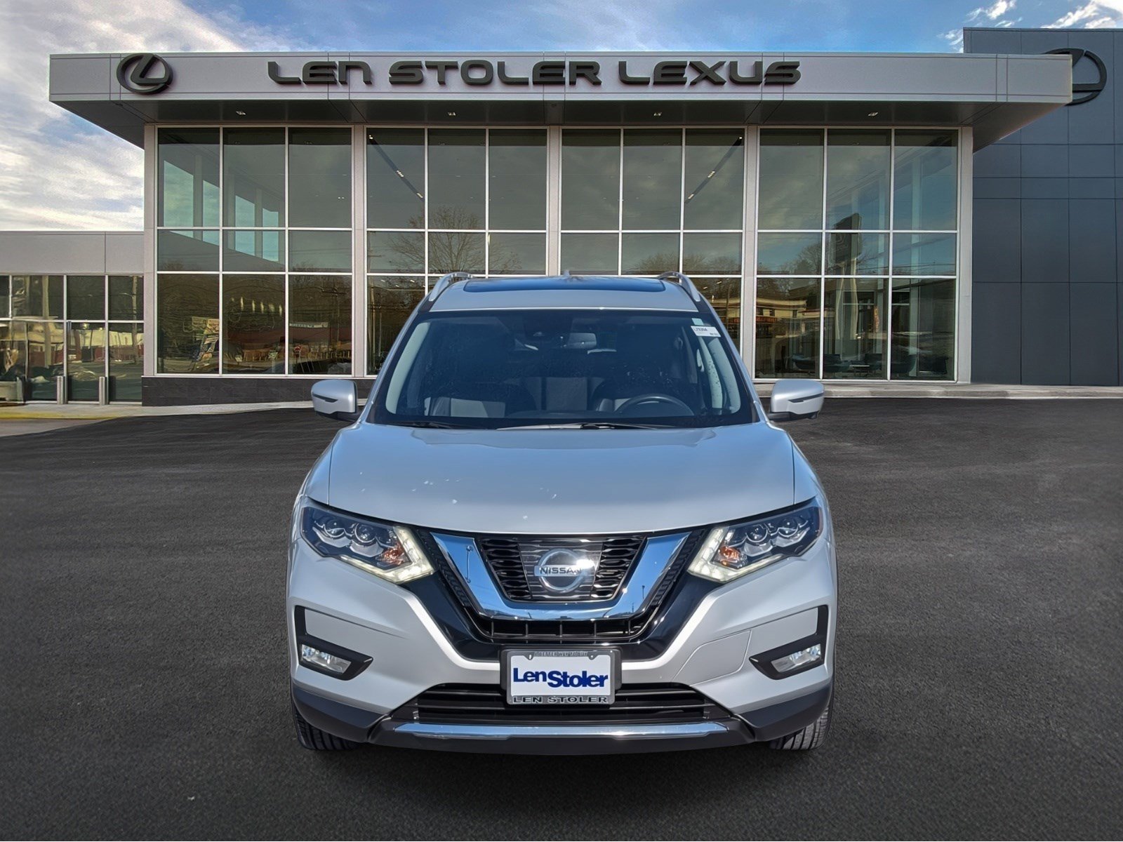 Used 2017 Nissan Rogue SL w/ SL Premium Package image 8