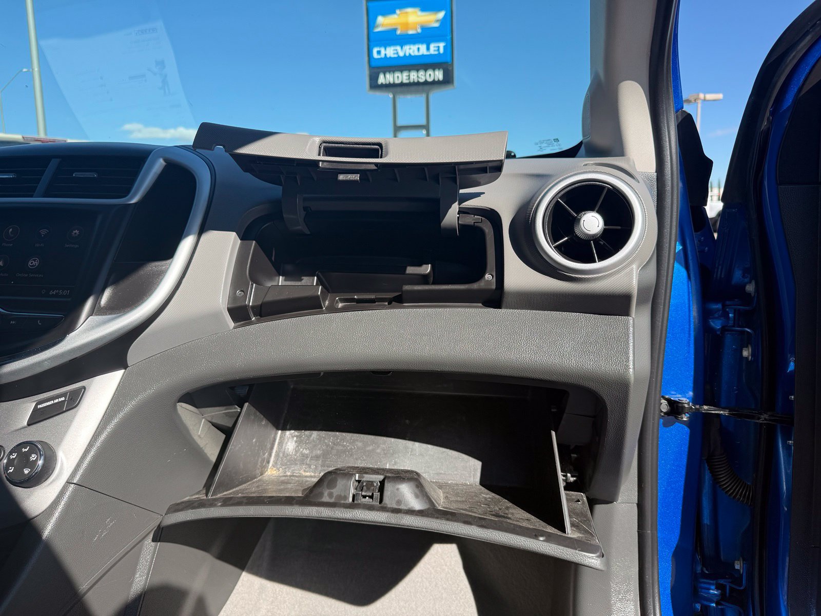 Certified 2020 Chevrolet Sonic LT FWD image 26
