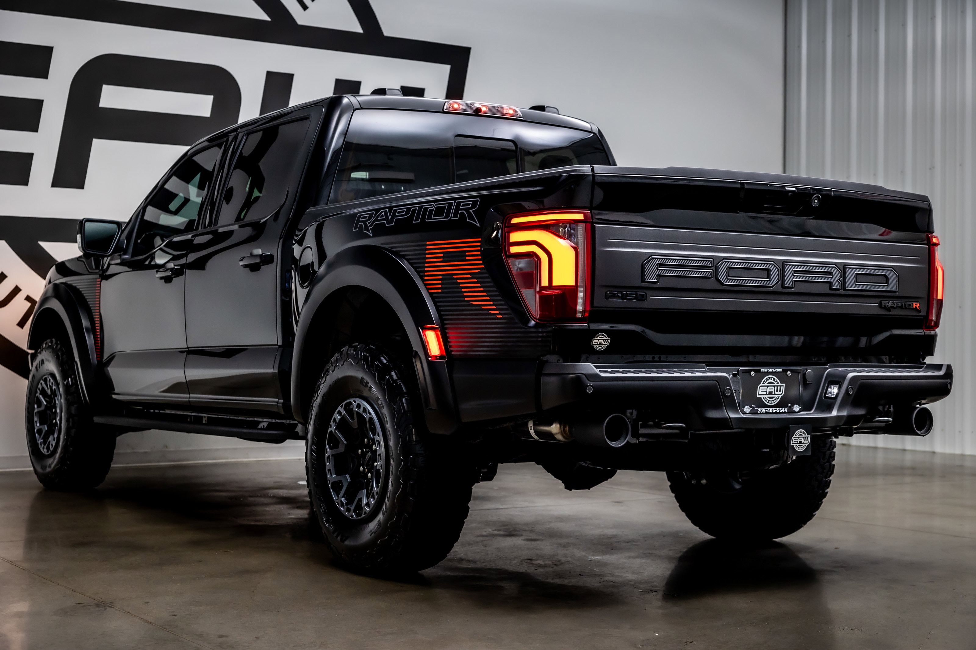 Used 2025 Ford F150 Raptor w/ Equipment Group 803A Raptor R image 32