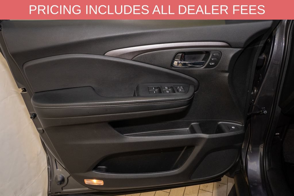 Used 2023 Honda Ridgeline RTL-E image 11