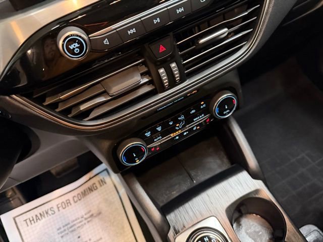 Used 2022 Ford Escape Titanium w/ Class II Trailer Tow Package image 31