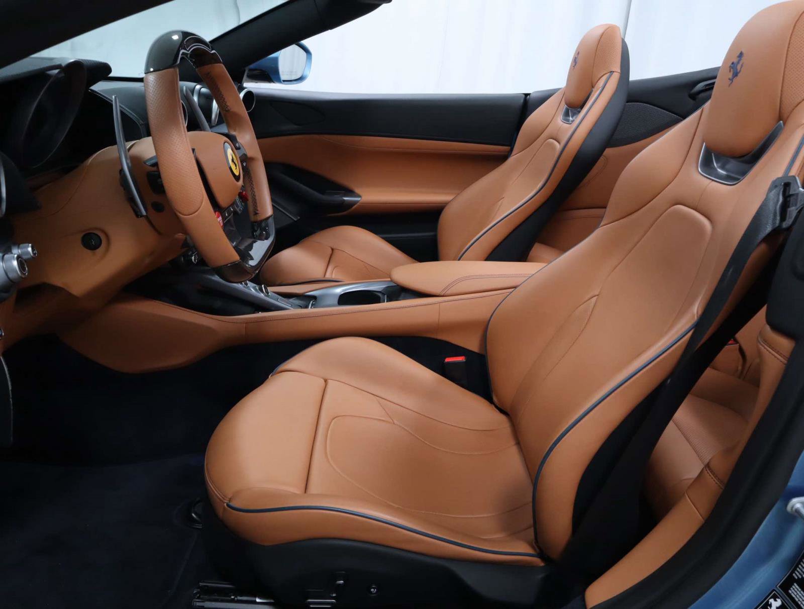 Certified 2022 Ferrari Portofino M image 27